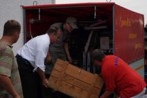 Gleich ist der Anhänger voll