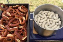 Brezeln und Weißwürste