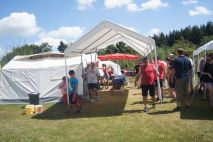 Einmarsch auf die Spielwiese