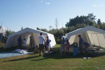 Aushängen der Innenzelte