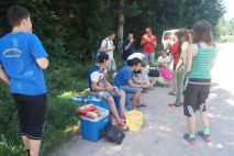 Die letzte Mahlzeit im Zeltlager