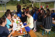 Frühstück am Zeltplatz