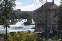 Erster Blick auf den Rheinfall