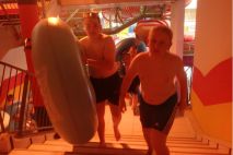 Auf gehts zur Rutsche