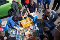 Picknick auf dem Parkplatz