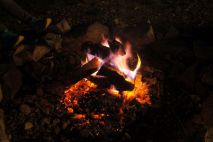 Gemütliches Lagerfeuer