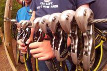 Einhaken uns Sichern beim klettern